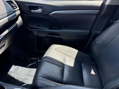 2017 Toyota Highlander SE AWD