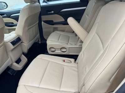 2017 Toyota Highlander XLE AWD