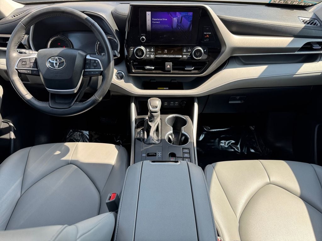 2023 Toyota Highlander Hybrid XLE AWD