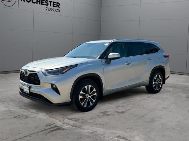2023 Toyota Highlander Hybrid XLE AWD