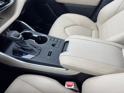 2025 Toyota Highlander Hybrid XLE AWD