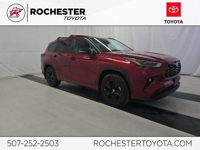 2025 Toyota Highlander Hybrid XLE AWD