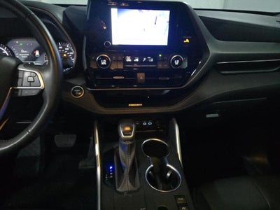 2024 Toyota Highlander Hybrid XLE AWD