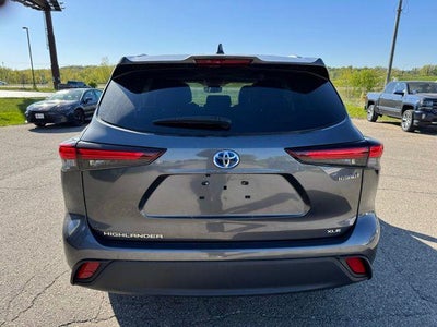 2024 Toyota Highlander Hybrid XLE AWD
