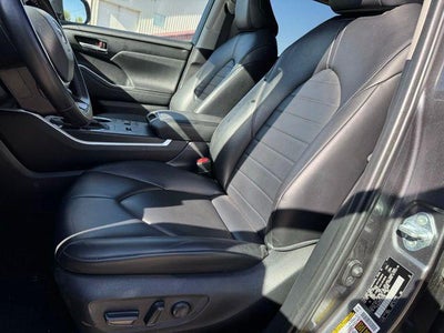 2024 Toyota Highlander Hybrid XLE AWD