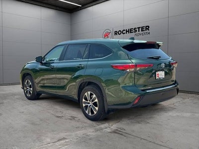 2023 Toyota Highlander XLE FWD