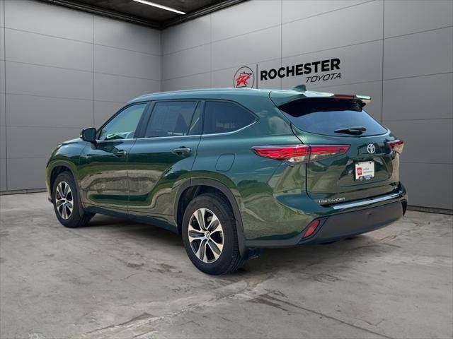 2023 Toyota Highlander XLE FWD
