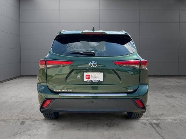 2023 Toyota Highlander XLE FWD