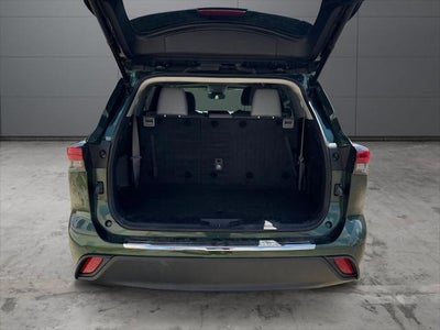 2023 Toyota Highlander XLE FWD