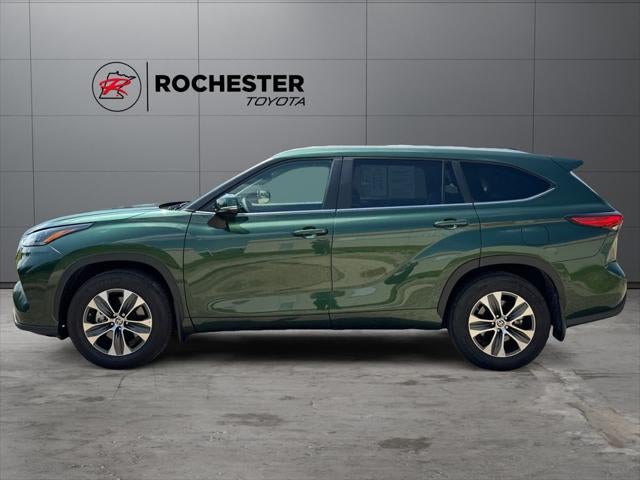 2023 Toyota Highlander XLE FWD