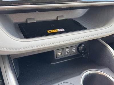 2023 Toyota Highlander XLE FWD