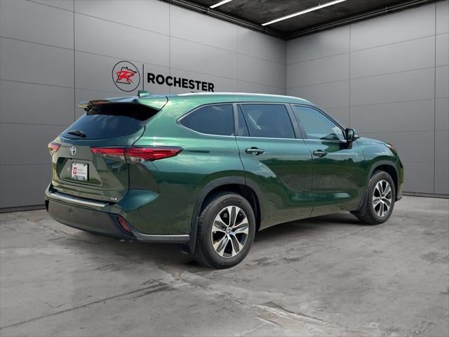 2023 Toyota Highlander XLE FWD