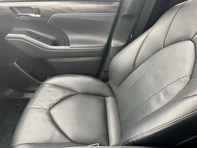 2023 Toyota Highlander Limited AWD