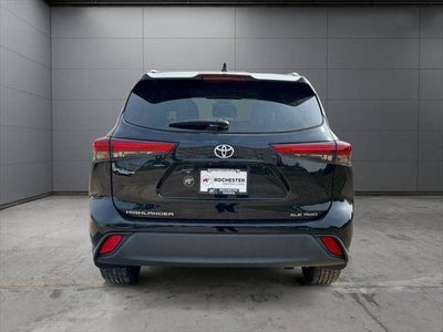 2023 Toyota Highlander XLE AWD