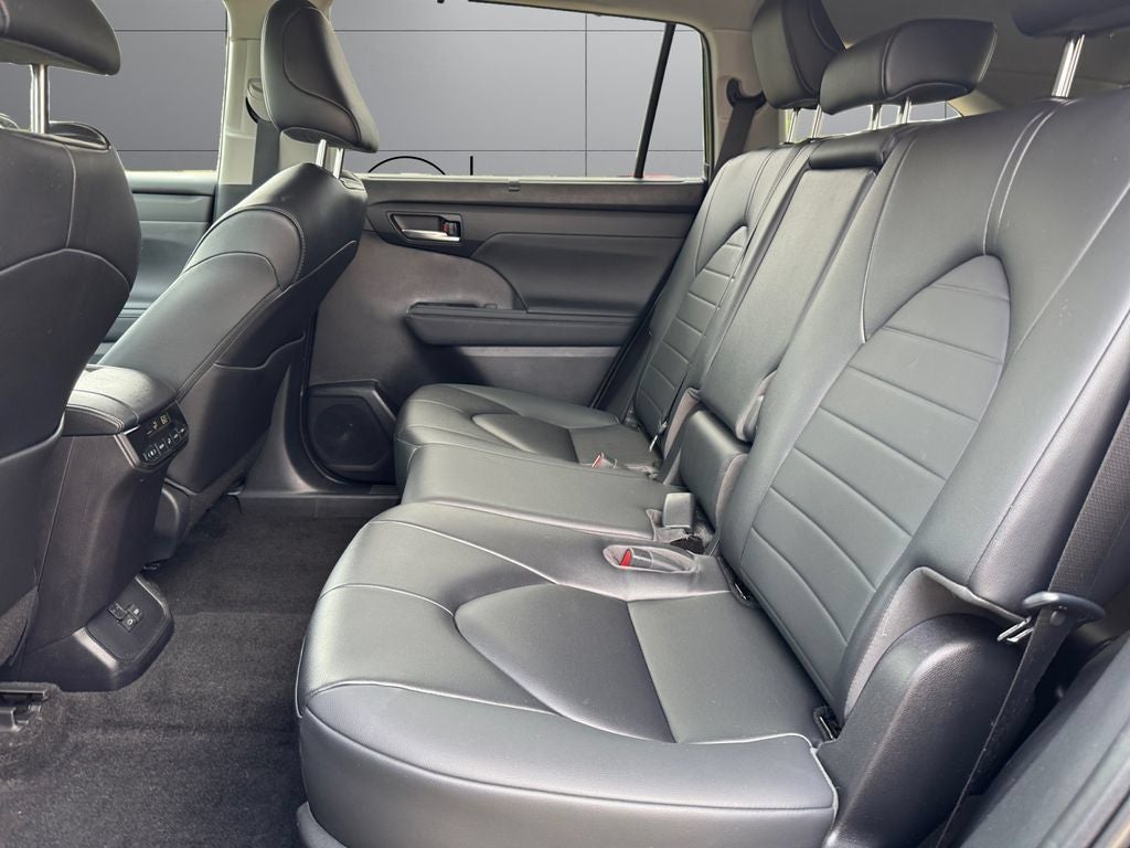 2023 Toyota Highlander XLE AWD