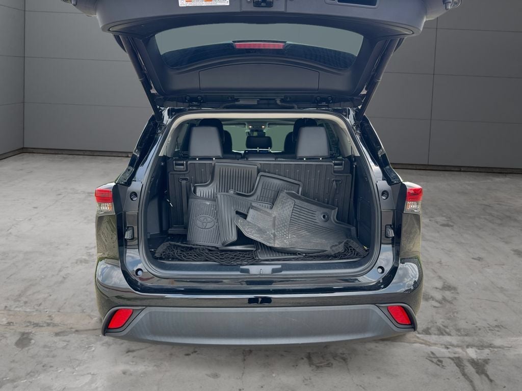 2023 Toyota Highlander XLE AWD