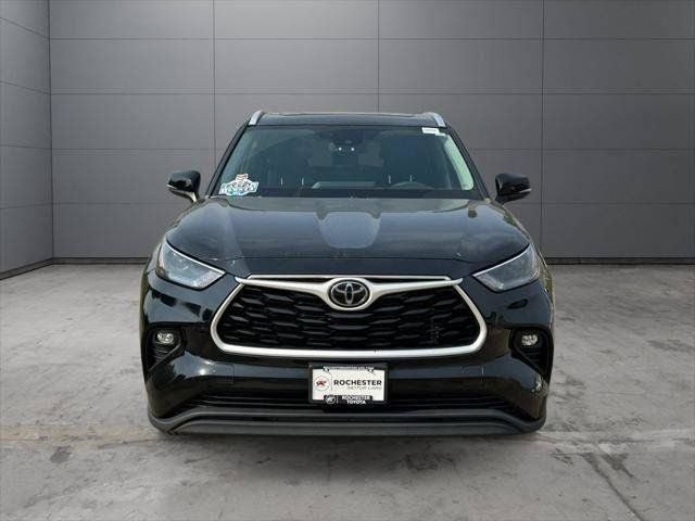 2023 Toyota Highlander XLE AWD