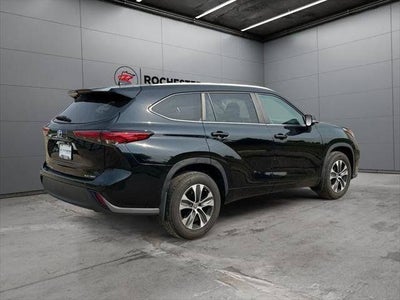 2023 Toyota Highlander XLE AWD
