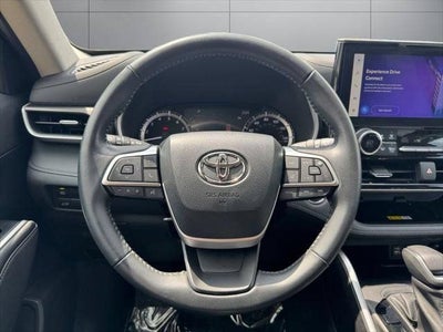 2023 Toyota Highlander XLE AWD