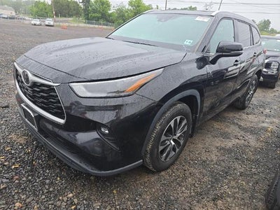 2023 Toyota Highlander XLE AWD