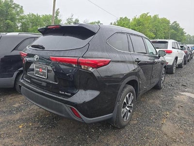 2023 Toyota Highlander XLE AWD
