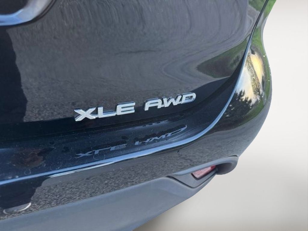 2023 Toyota Highlander XLE AWD