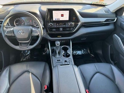2023 Toyota Highlander XLE AWD