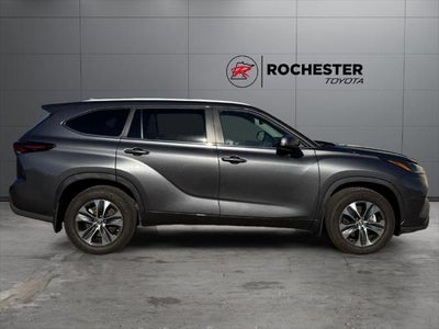 2024 Toyota Highlander XLE AWD