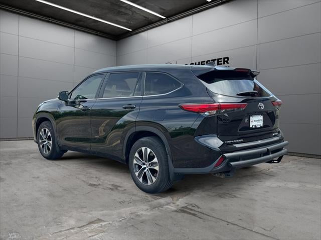 2023 Toyota Highlander XLE AWD
