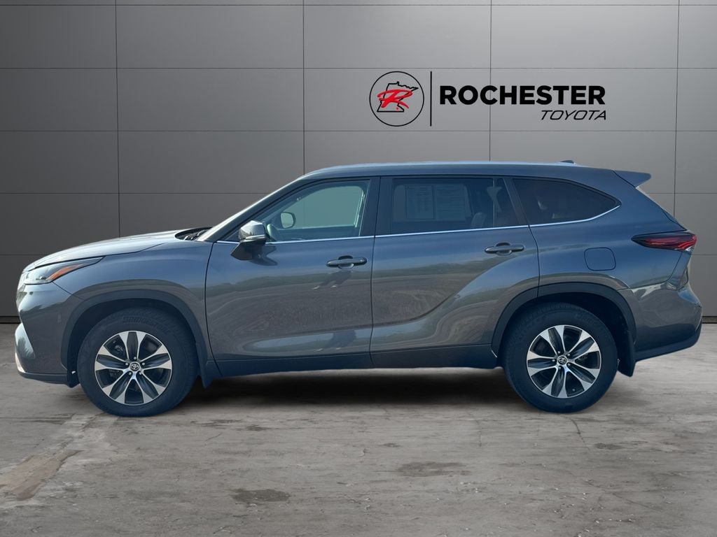 2024 Toyota Highlander XLE AWD