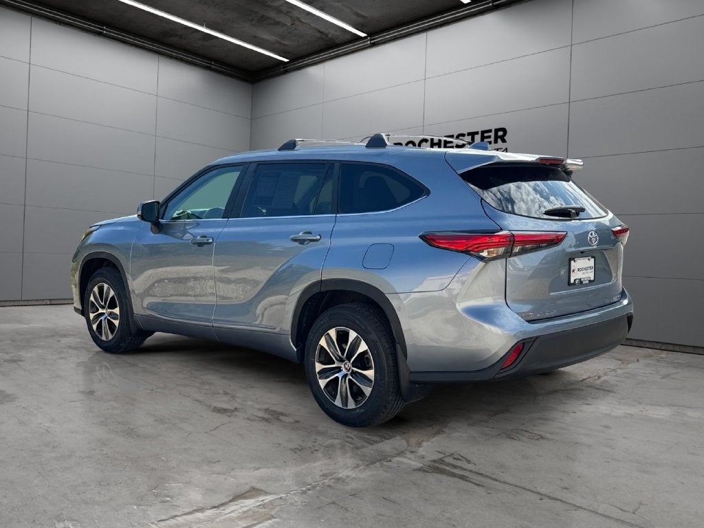 2023 Toyota Highlander XLE AWD