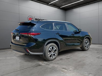 2023 Toyota Highlander XLE AWD