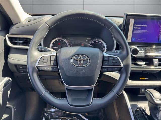 2023 Toyota Highlander XLE AWD