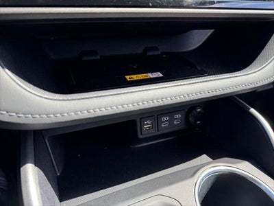 2023 Toyota Highlander XLE AWD