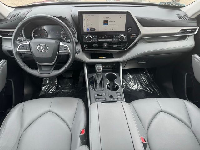 2023 Toyota Highlander XLE AWD