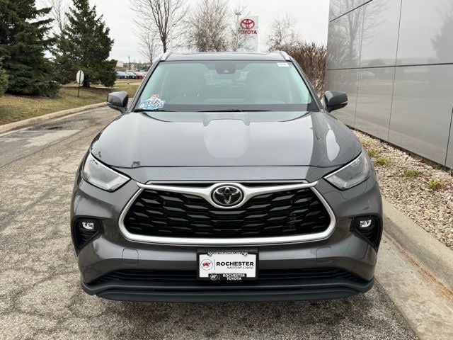 2023 Toyota Highlander XLE AWD