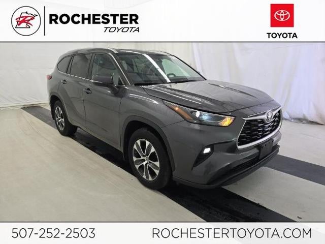 2023 Toyota Highlander XLE AWD