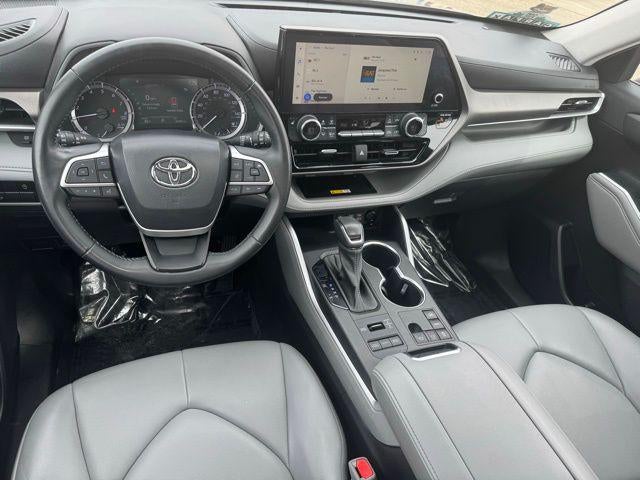 2023 Toyota Highlander XLE AWD