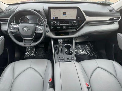 2023 Toyota Highlander XLE AWD