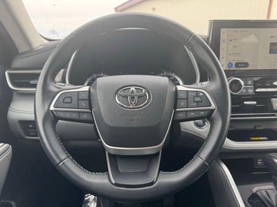 2023 Toyota Highlander XLE AWD