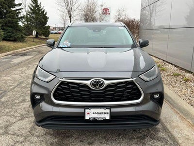 2023 Toyota Highlander XLE AWD