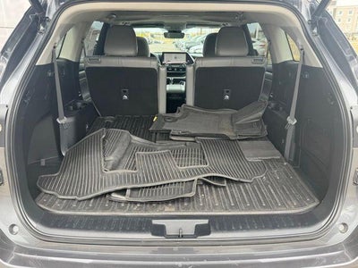 2023 Toyota Highlander XLE AWD
