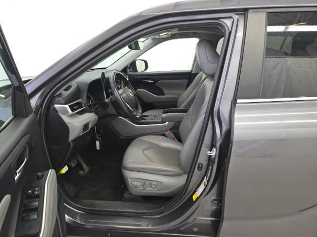 2023 Toyota Highlander XLE AWD