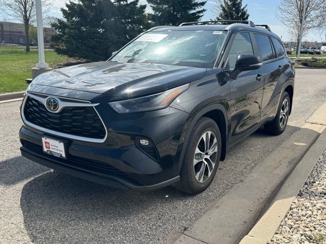 2023 Toyota Highlander XLE AWD