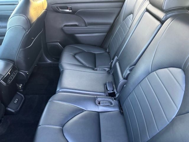 2023 Toyota Highlander XLE AWD