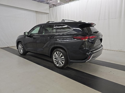 2024 Toyota Highlander Platinum