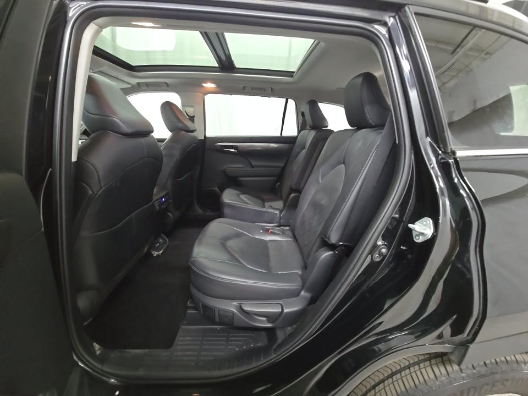 2024 Toyota Highlander Platinum