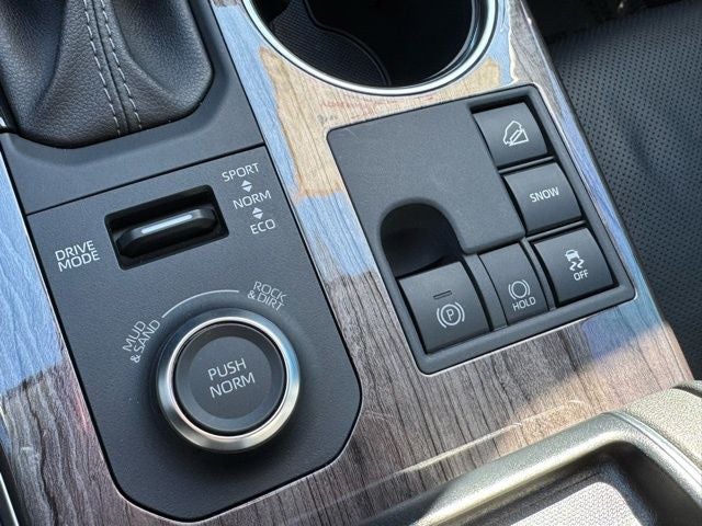 2025 Toyota Highlander Limited AWD