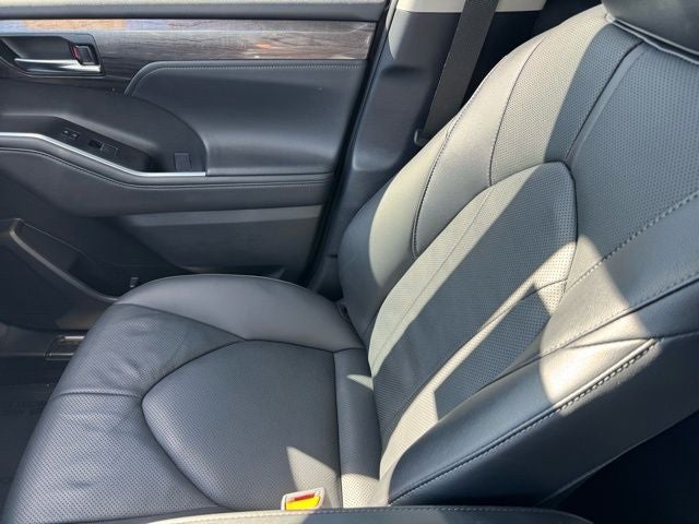 2025 Toyota Highlander Limited AWD