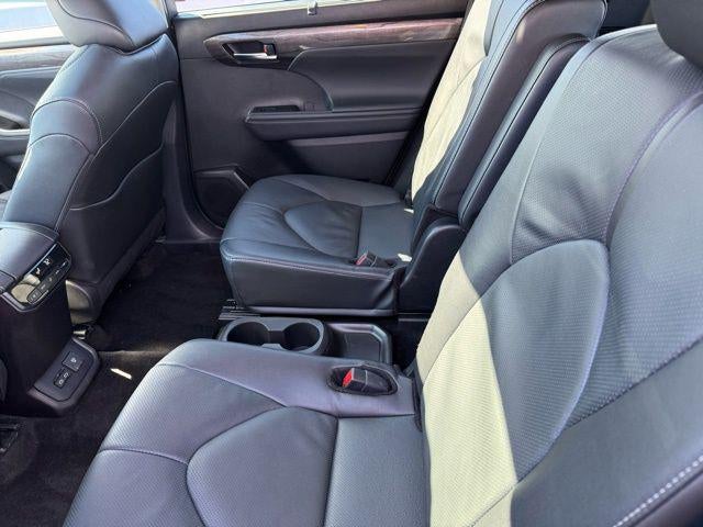 2025 Toyota Highlander Limited AWD